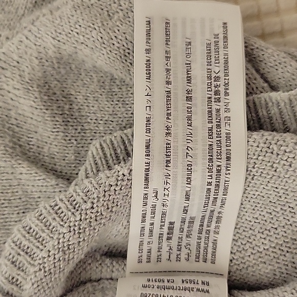 Sweater women small with graphic - Picture 3 of 3